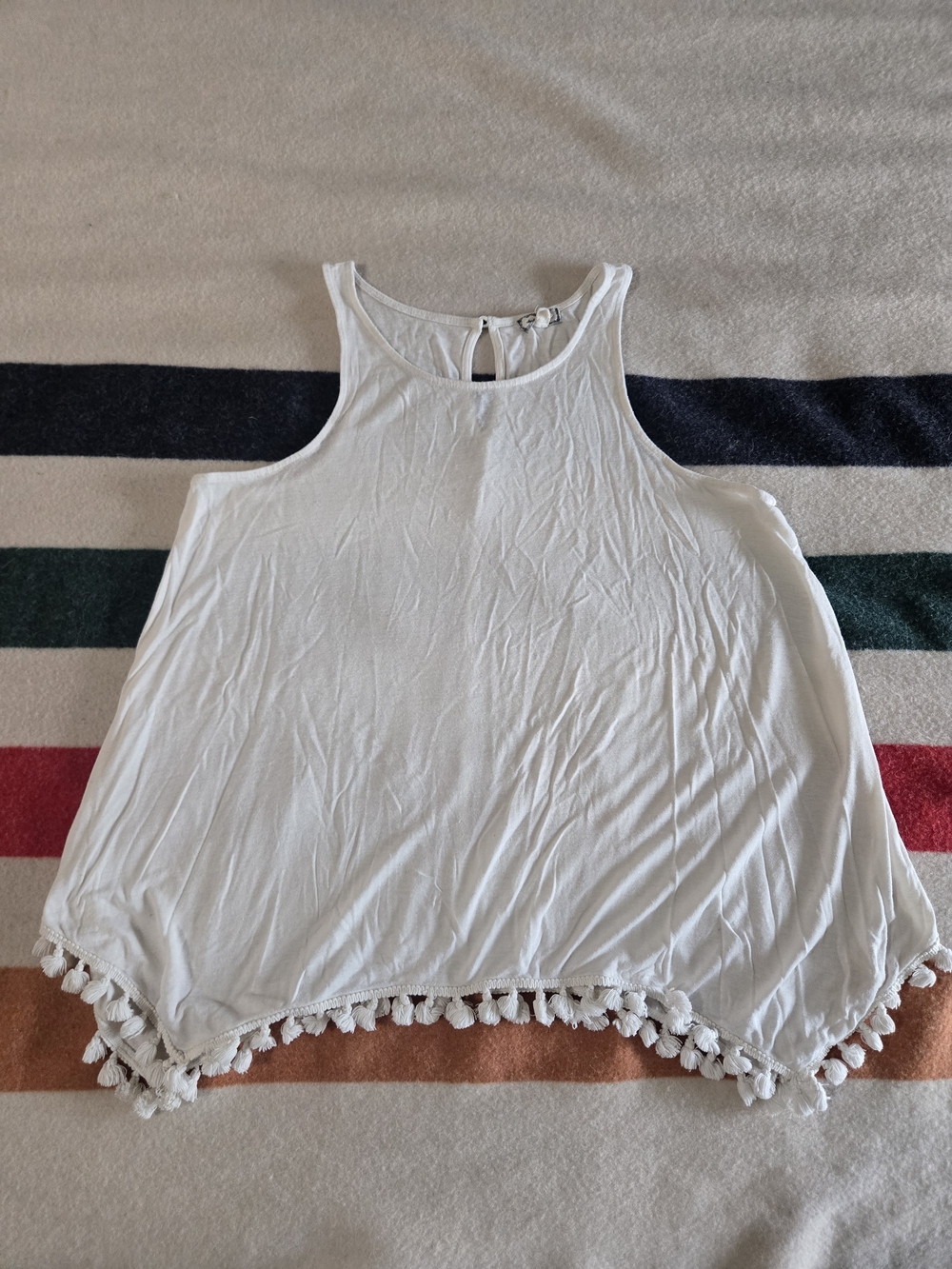 White Tassel-Hem Sleeveless Tank Top